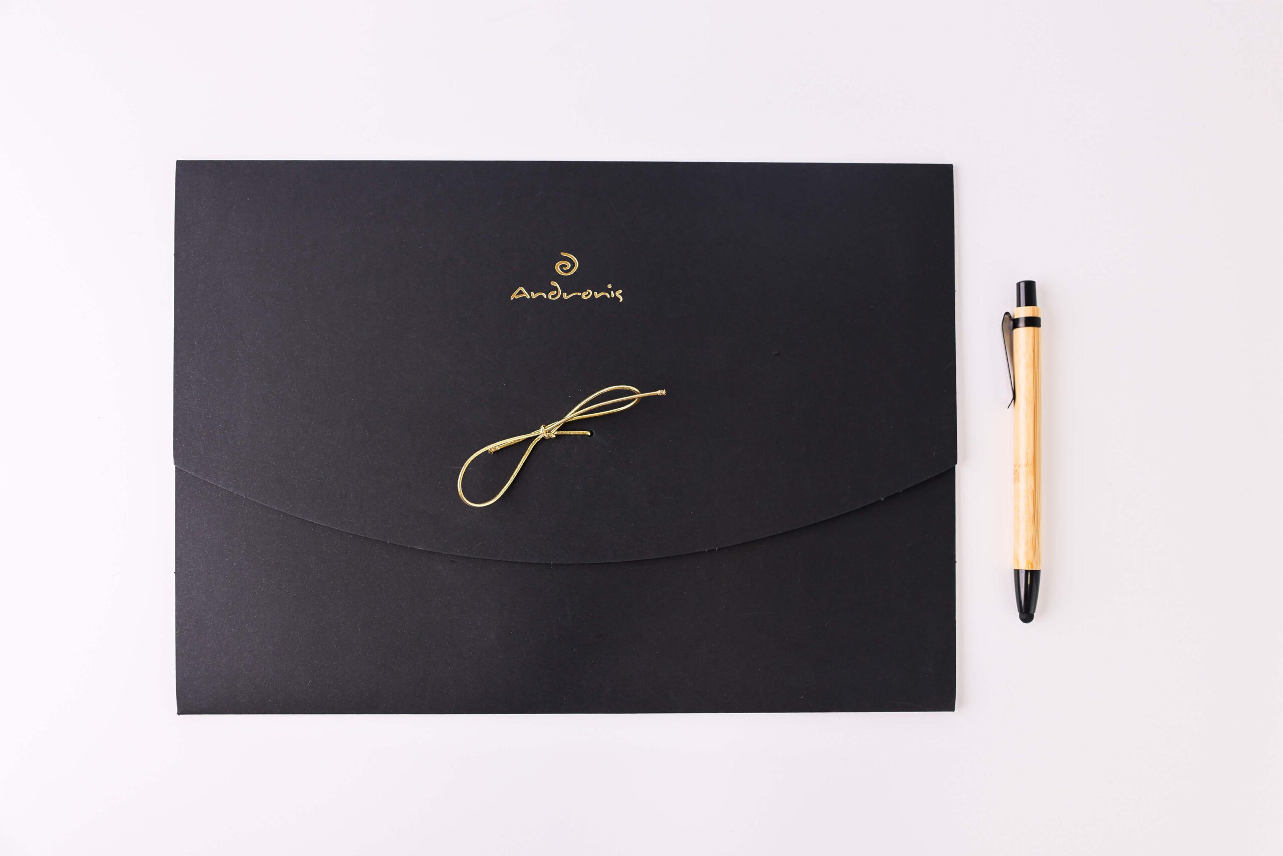 . presentation folder