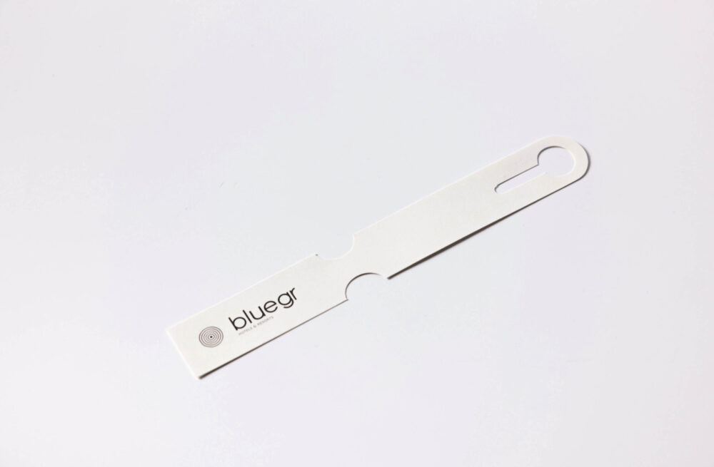 luggage tag paper