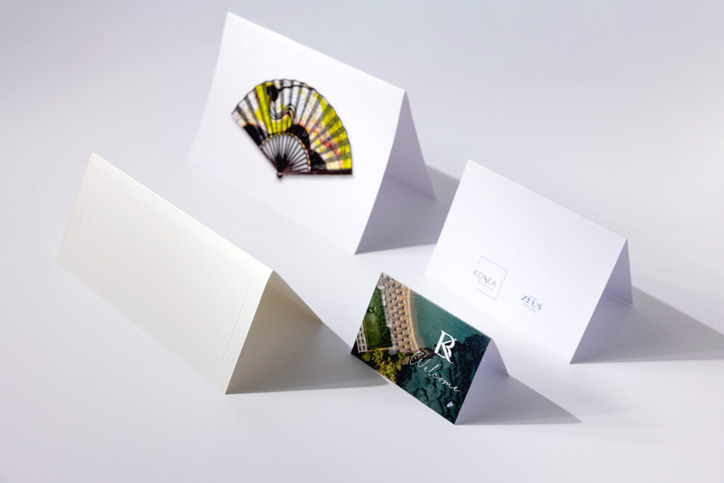 informative card fold medium