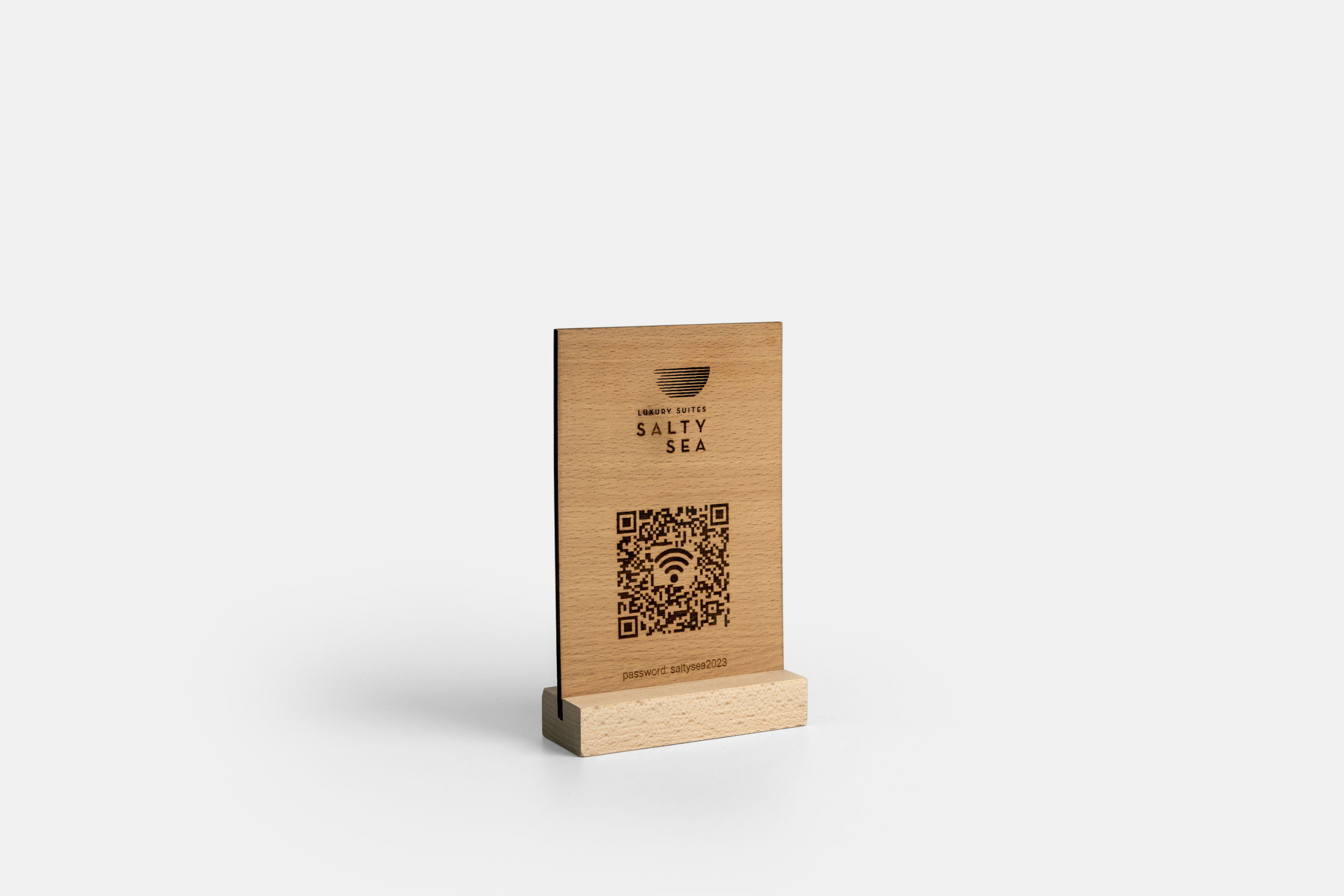 qr stand w salty sea luxury