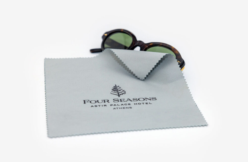 cleaning lens cloth four seasons