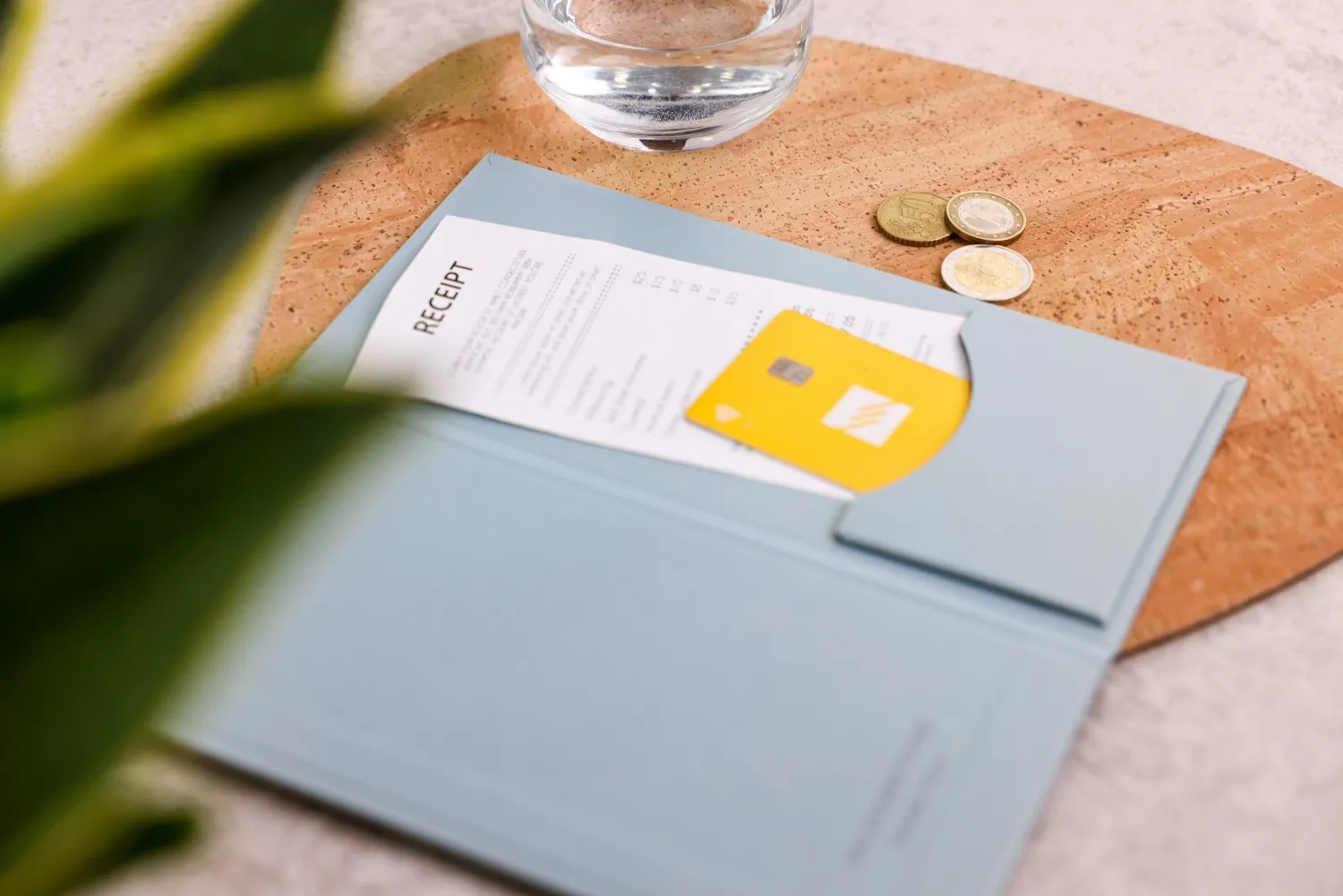 hard bill folder sardelaki