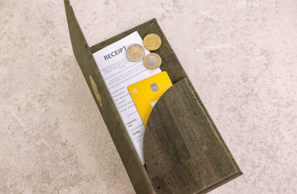 hard bill folder manko