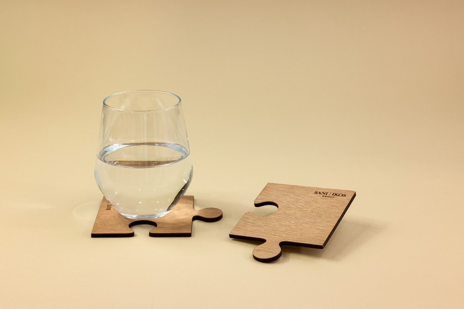 hard coaster sani ikos