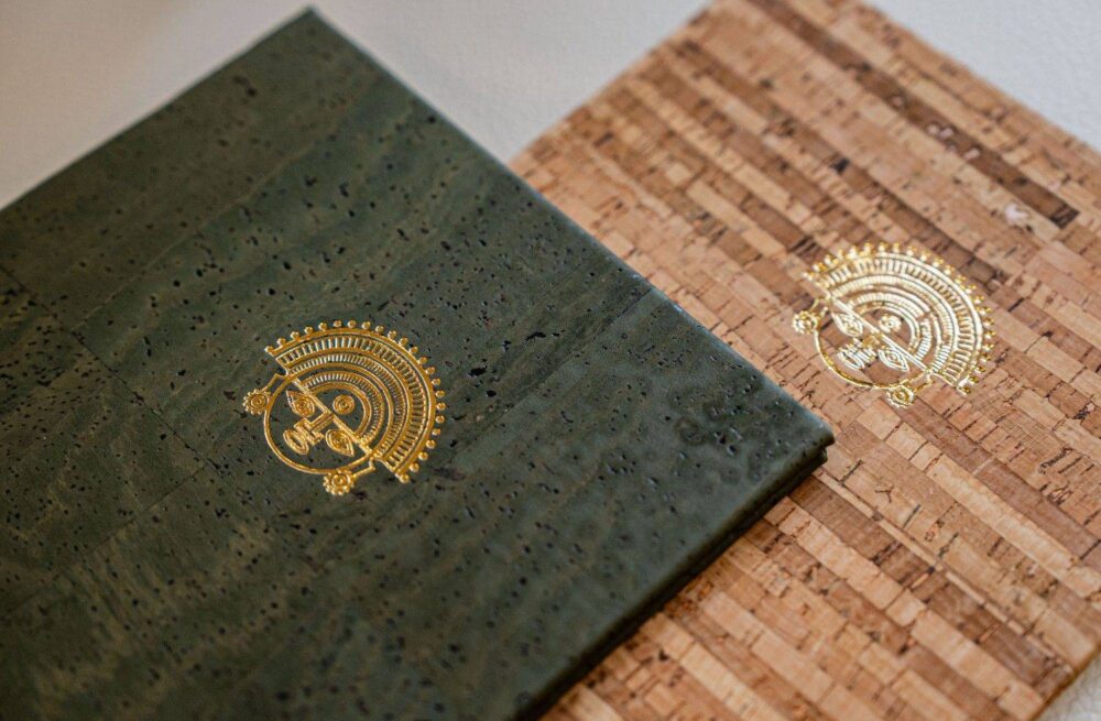 hard cover menu bev bar manko
